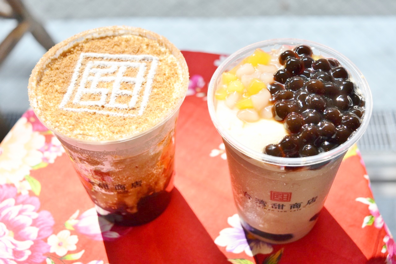 「甜黒糖クリームミルクスムージー」と「台湾満足スムージー」は、同店イチオシのドリンク。