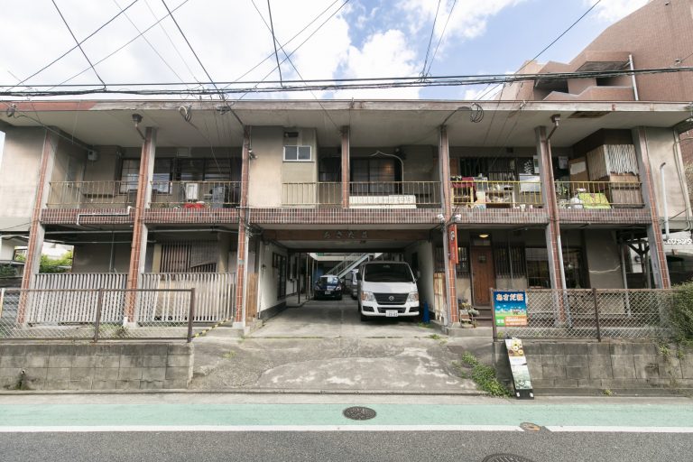 カフェや雑貨店が入るあさだ荘は福岡を楽しむ新たなスポットだ。 _IMG2149