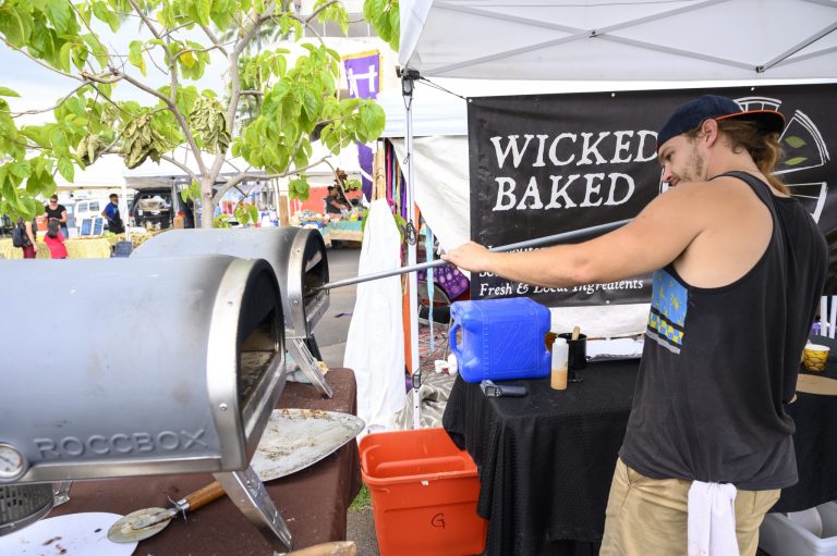 ナポリ風ピザ店の〈Wicked Baked〉。 20190508_0442