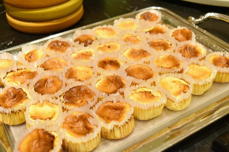 話題の「バスク風チーズケーキ」も好きなだけ味わえる。 DSC_0731