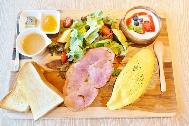 「オムレツプレート」1.800円。 DSC_0955