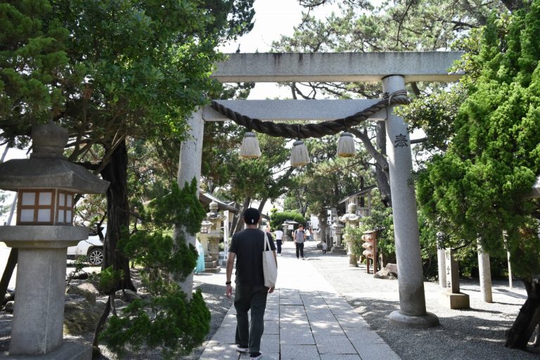 〈森戸神社〉は「おせき稲荷社」があり、咳に悩む人がお参りするとご利益があるといわれています。 DSC_0359