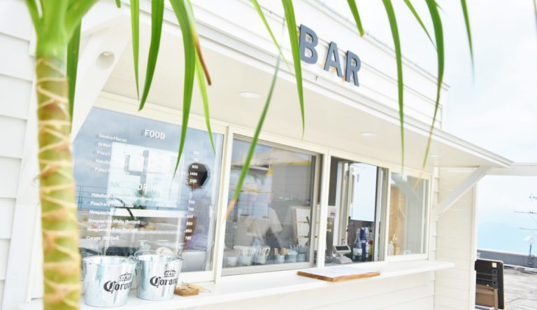 ビーチハウスのBARのような売店。 DSC_0615