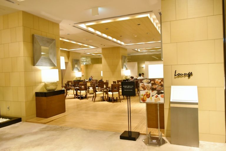 〈ハイアット リージェンシー 東京〉1Fにある。 DSC_0892