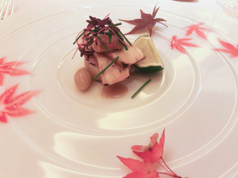 「松茸と帆立貝の香り焼き」。 49819378-0491-49F0-9E0F-39268D833950-768x576