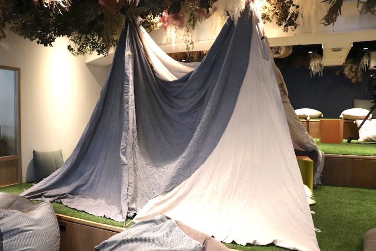 客室はこちらのひと部屋のみ。簡易宿泊タイプとして最大18名利用が可能。 -2608415348390128112_IMG_3846