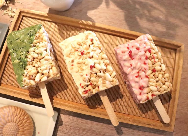 「落花生香るおこしキャンディー」各300円。 -7204866120732544464_IMG_3796