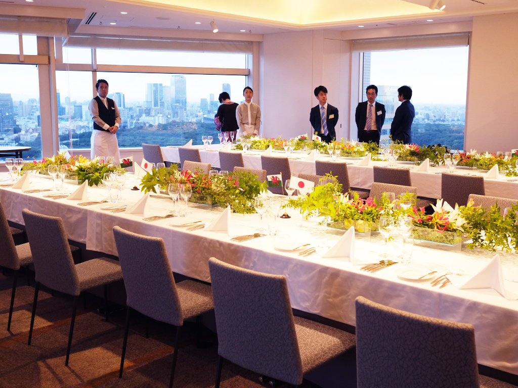 試食会が行われた21階パーティールーム「遥」。