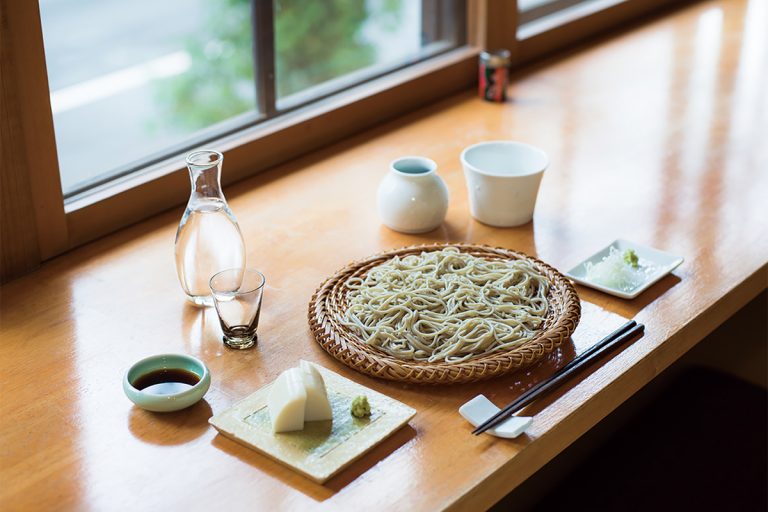 ざるそば 770円(税込) 手打ちそば 花もも 御所南