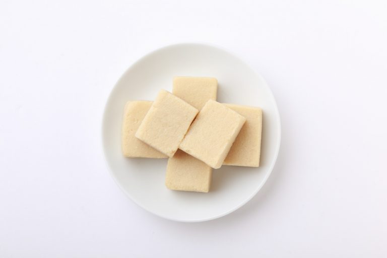 「高野とうふ煮」100g 200円 東山 京山食品