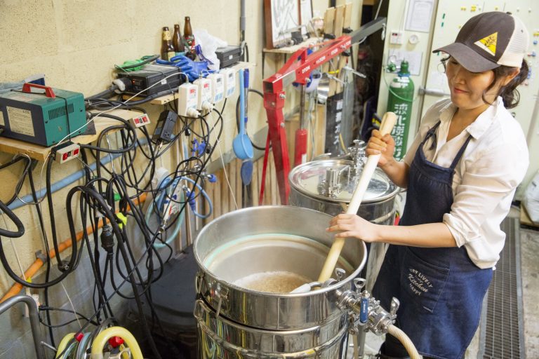 銀座で飲むなら 気分に合わせて選びたい ビール ワイン 日本酒 おしゃれで美味しい居酒屋 バー4軒 Food Hanako Tokyo