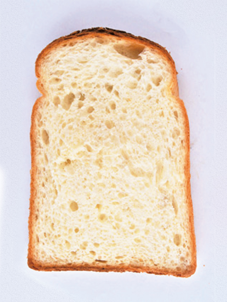 パンアングレ 280円。毎日食べたいパンとはこれのこと。
