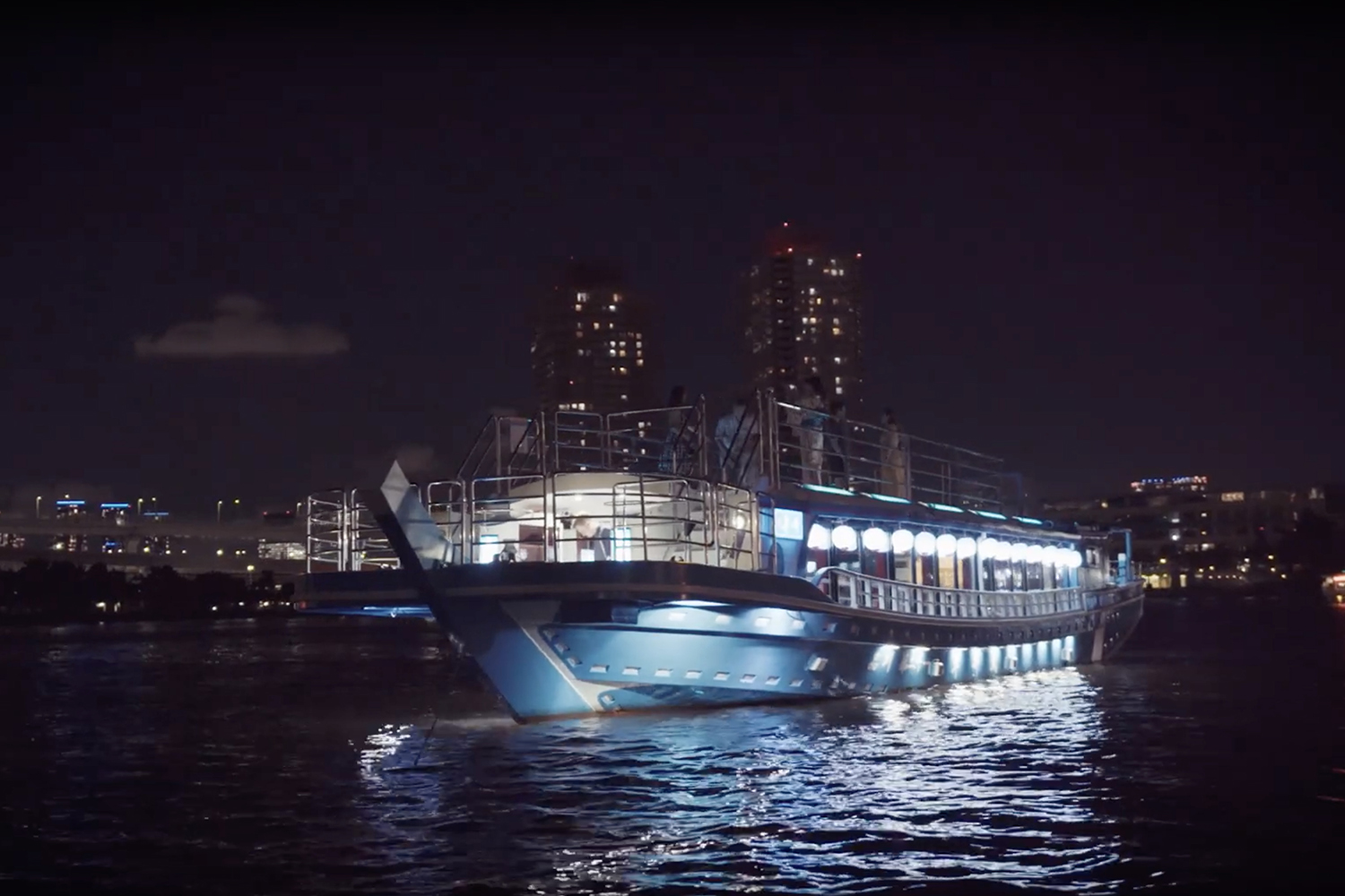 東京 屋形船 ナイトクルーズ エンターテインメント で品川の夜景 日本文化を満喫 Report Hanako Tokyo