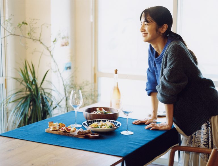 仁村紗和 にむら・さわ/女優。11月15日全国公開の映画『地獄少女』に南條遥役で出演。写真集『てらふら』が好評発売中。来年には映画『シライサン』(2020年1月10日公開)も控えている。 仁村紗和