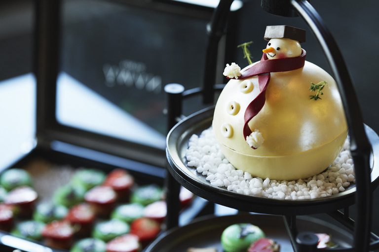 人気ホテルの19年クリスマスアフタヌーンティー4選 東京 この季節だけの楽しみ方を Food Hanako Tokyo
