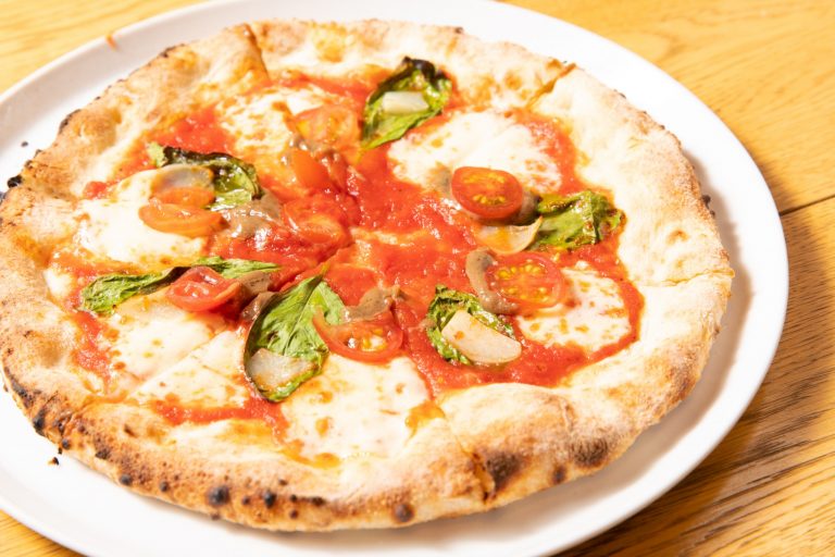 トマトソースとアンチョビのピザ ロマーナ 500円