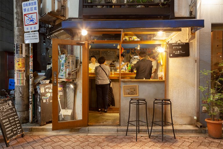 人気バル店主が教える 高円寺 中通り商店街のおすすめ7軒 バー バル 居酒屋 Food Hanako Tokyo