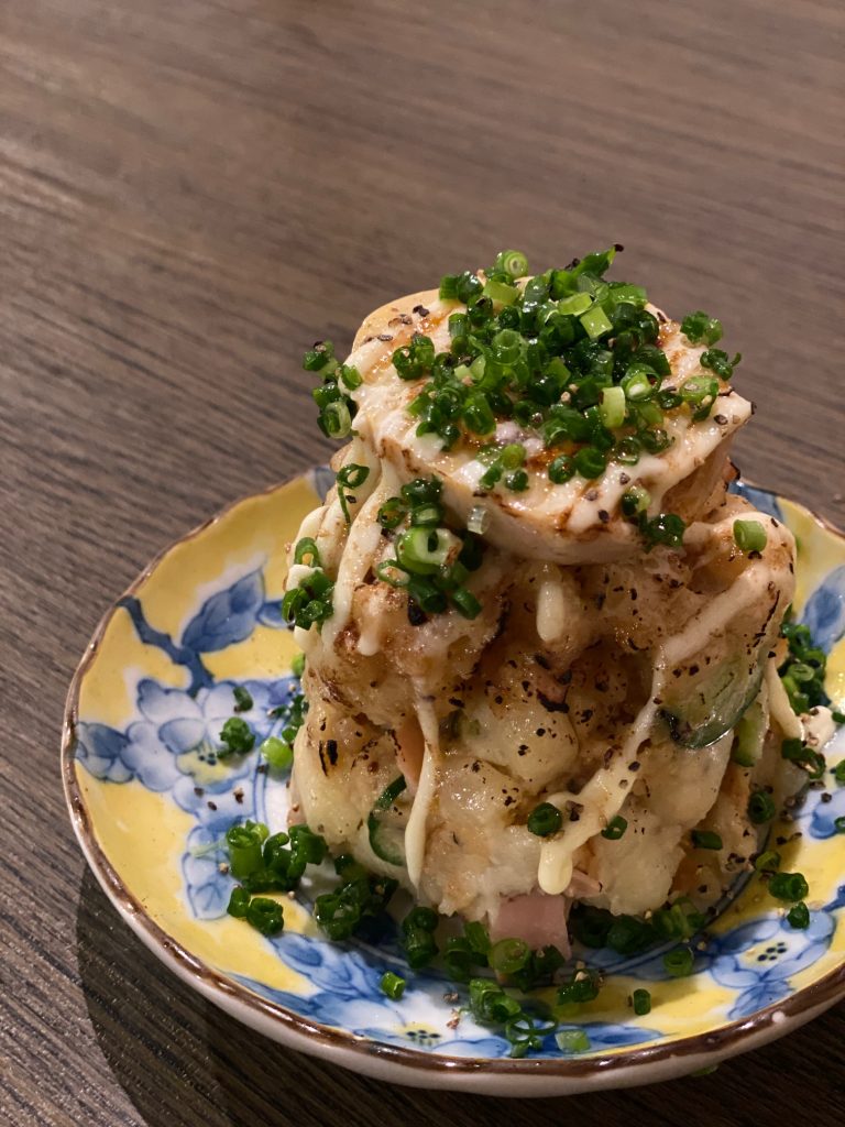 ポテトサラダ 380円、ビール 380円~ ROJIURASAKABA 青CORNER 中目黒
