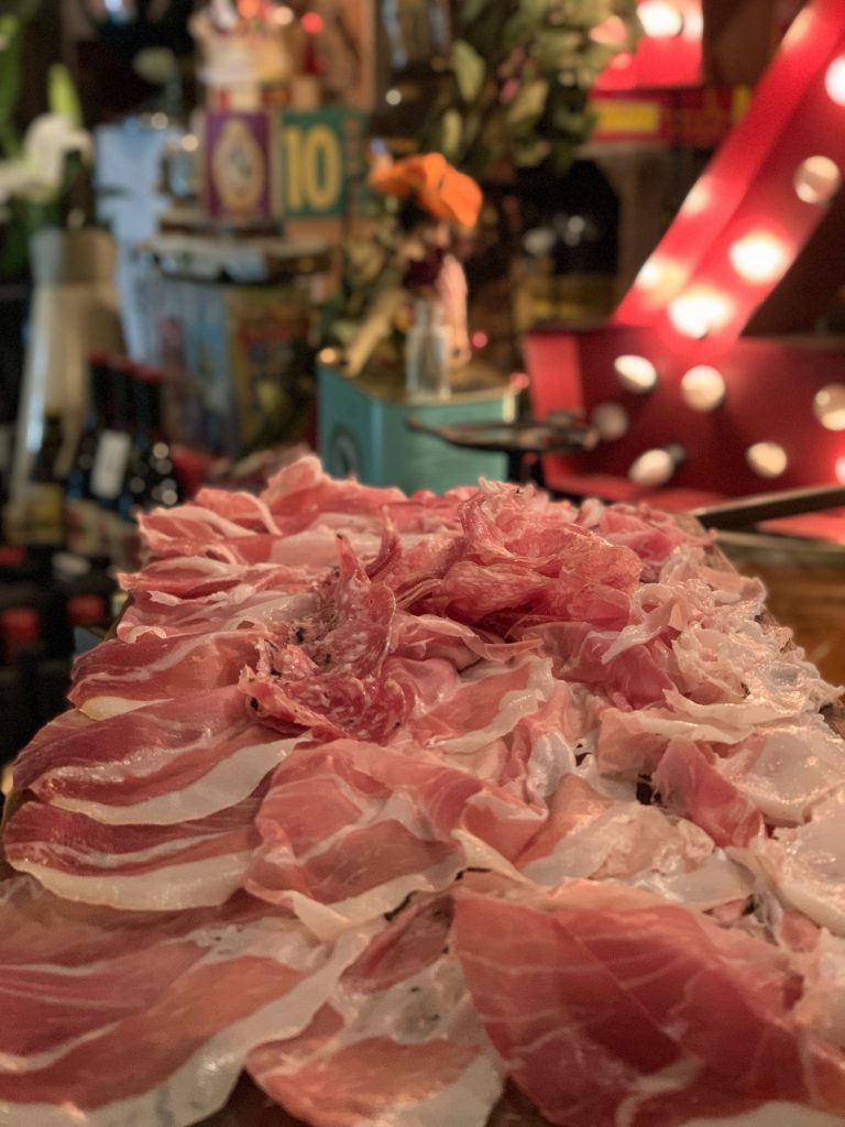 ※写真はイメージ。 SALUMERIA 69 成城学園前