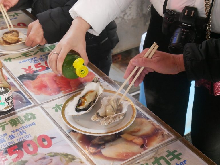 牡蠣も一つひとつが大きくて、さすが北海道！