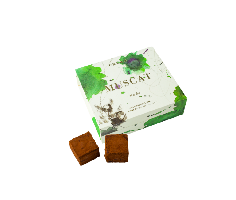 「アロマ生チョコ MUSCAT」1箱 2,400円 〈ca ca o〉