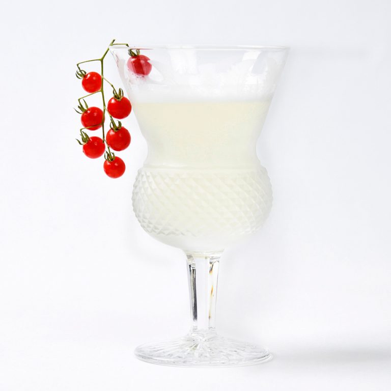「クリアトマトのブラッディメアリー」1,400円 COCKTAIL WORKS 東京 日本橋