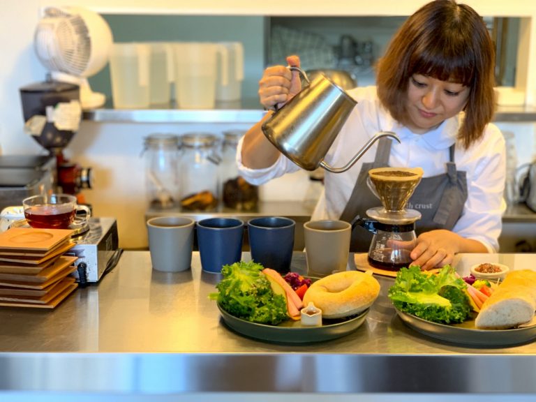 店長の美和子さんは、Instagramで13万人ものフォロワーがいる人気インスタグラマーでもある。 O-ba'sh cafe. 徳島