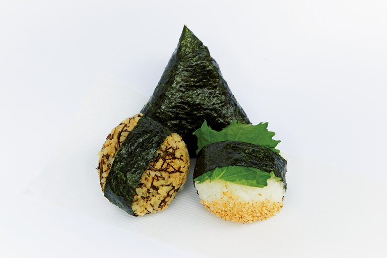 毎日買いに訪れたくなる 精米店 玉川屋 の自家製おむすび 自由が丘 健康志向の女性にも大人気 Food Hanako Tokyo