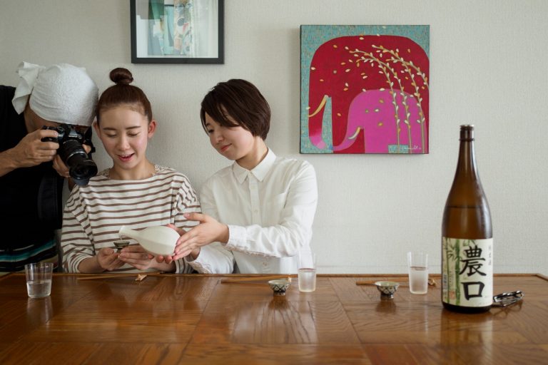 父・テツヤ、酔っ払いながらもちゃんと撮影しています。 _A098831