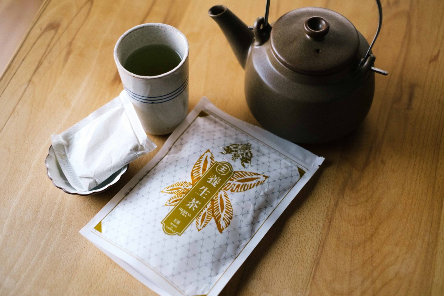 免疫力を高めるために飲むお茶を取り入れている。処方されている「養生茶」。