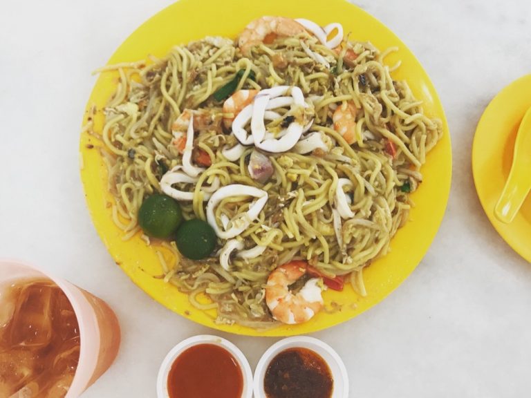 〈Geylang Lorong 29 Hokkien Mee〉 〈Geylang Lorong 29 Hokkien Mee〉