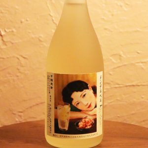 レモンサワーにあう！「イザック姉さんオリジナルラベル焼酎」2,800円（税込）。