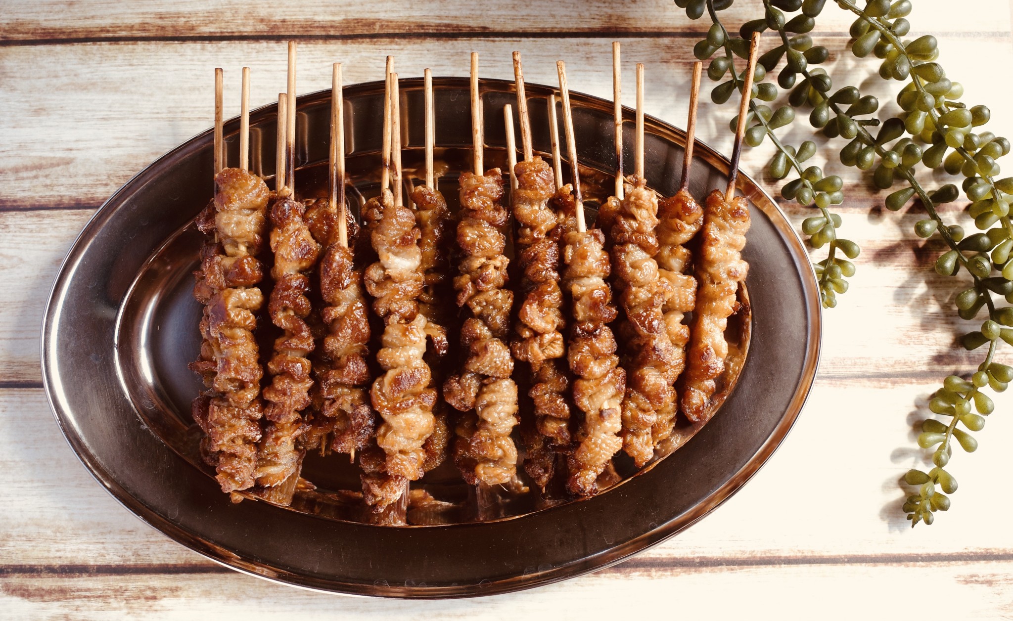 博多名物のカリカリ鶏皮 焼き鳥居酒屋 竹乃屋 の博多ぐるぐるとりかわをお取り寄せ Navitime Travel