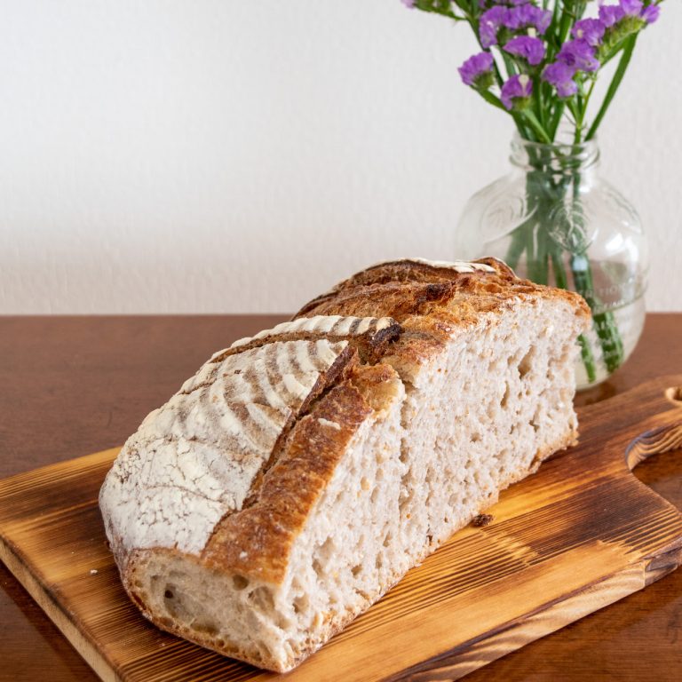 パン ド カンパーニュ(室温解凍120分/200度のオーブンで4分)。 パレスホテル東京_BAKERY BOX B (7種セット)4