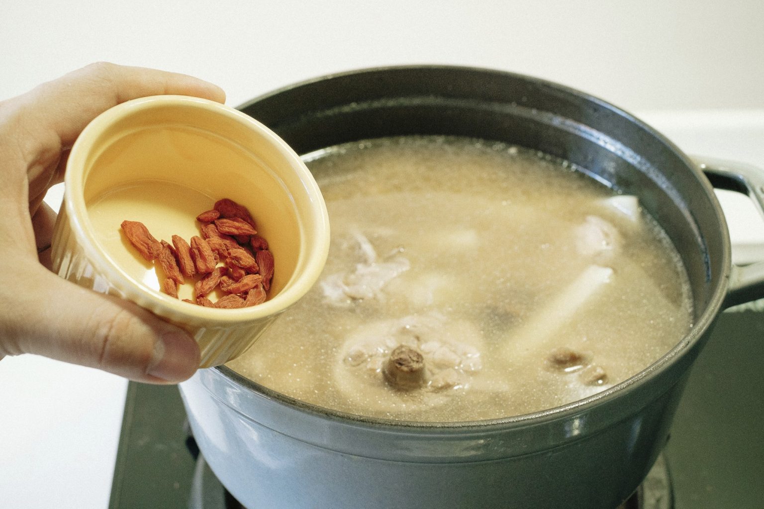 基本の「薬膳スープ」のレシピ