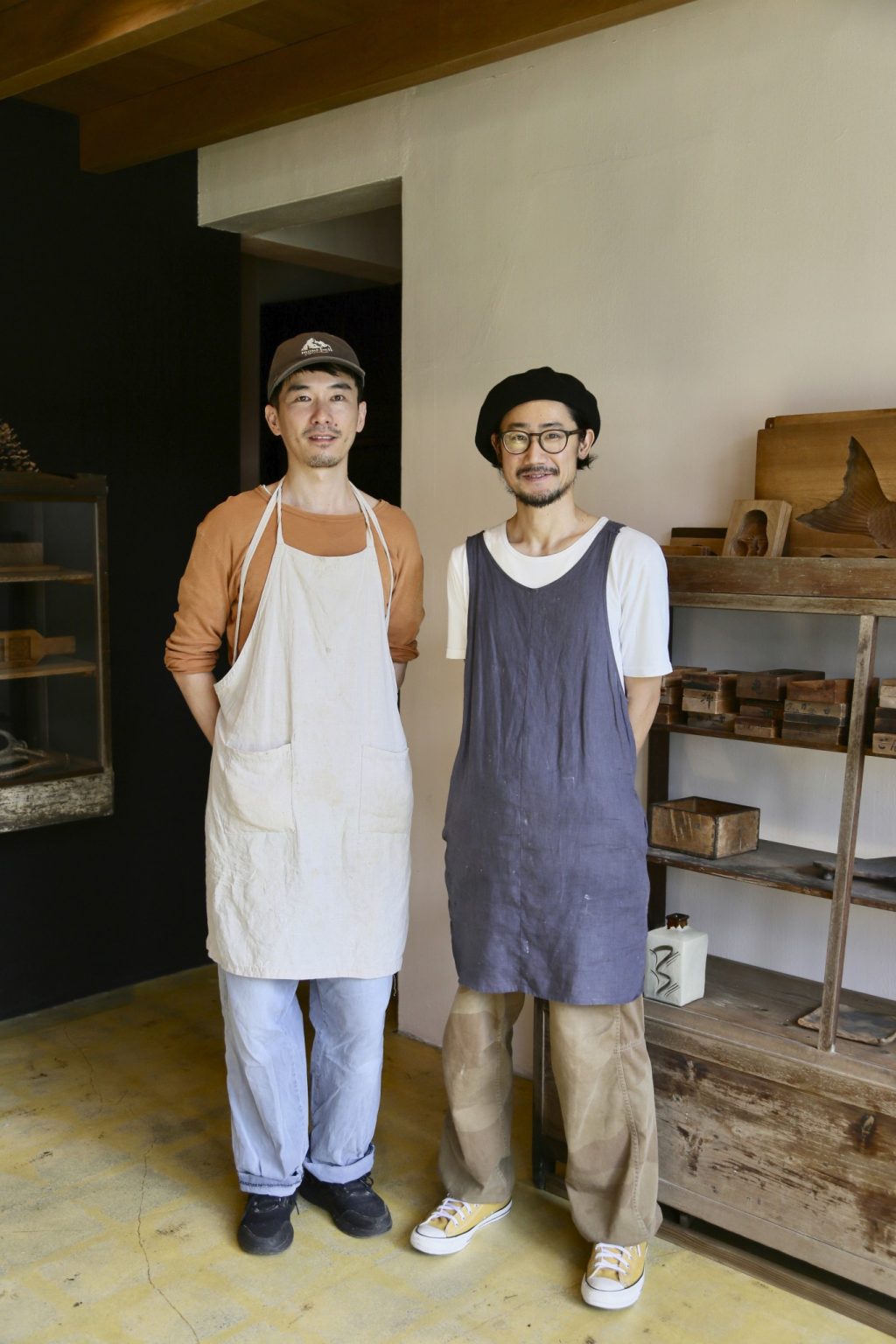 屋部龍馬（右：やぶ・りょうま）武山忠司（左：たけやま・ただし）／パン職人の屋部さんとデザイナーで実家が和菓子店を営んでいた武山さんがコラボレーション。「琉球菓子の幅も広げていきたいです」