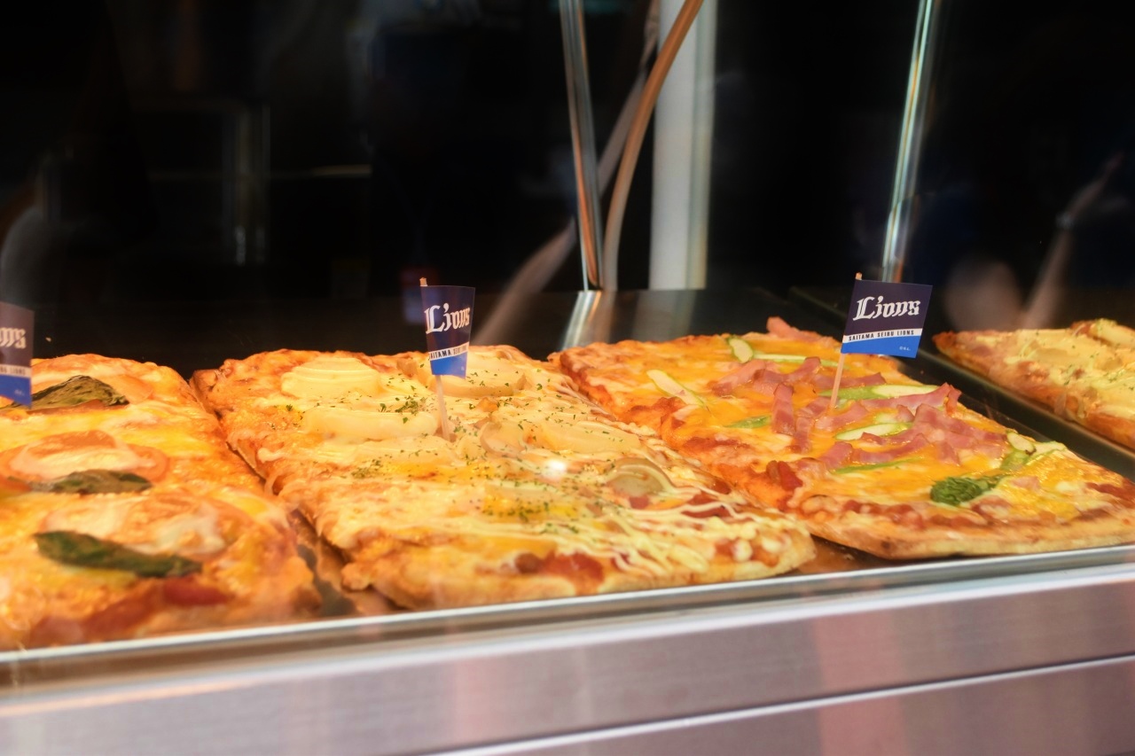 「フラッグピザ」は全4種類。レギュラーとハーフサイズが選べる。