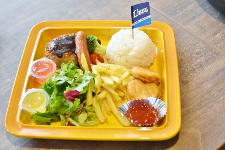 「キッズプレート」600円。 所沢〈メットライフドーム〉