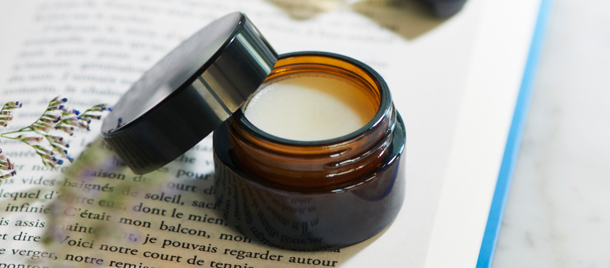 ハンドメイド 携帯できる手作り アロマリップ の作り方 マスクをしながら唇の保湿を Lifestyle Hanako Tokyo