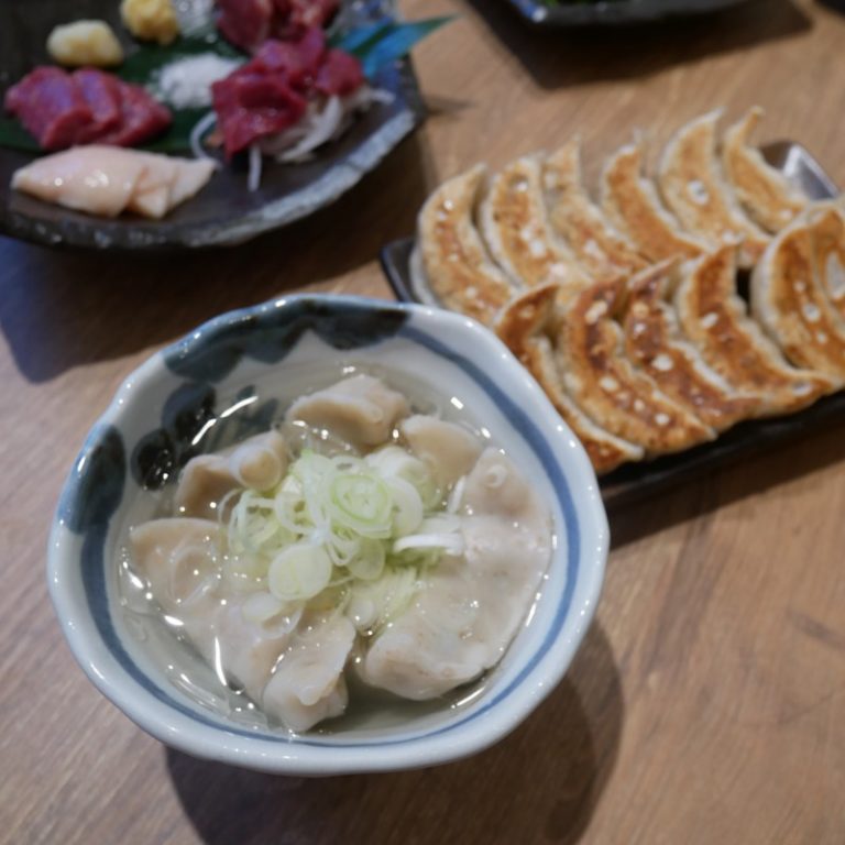 「水餃子 6ヶ」480円。