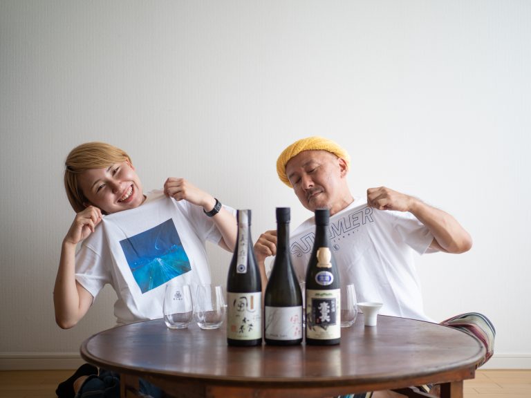 ナツ・サマーさんからもらったTシャツを着て。父・テツヤはすでに酔っ払ってます(笑)。 OLYMPUS DIGITAL CAMERA