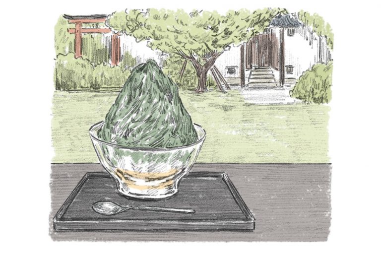毎年、夏になるとかき氷を食べに行きます。外の席で庭の緑と蔵を眺めながら白小倉餡の隠れた「宇治みぞれ」を頬張るのが好きです。(ダイモンナオさん) 〈虎屋菓寮 京都一条店〉/京都・上京区