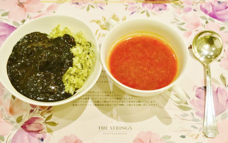 「濃厚スパイシーブラックカレー ほうれん草のグリーンライス 」、「旬のきのこの入った特製ミネストローネ」。