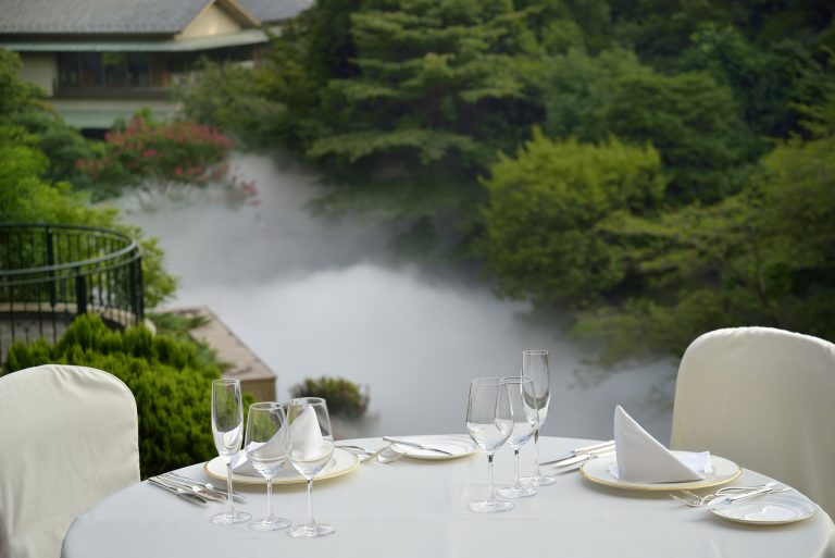 「東京雲海 GARDEN TERRACE DINNER」。 20.08cz_395t