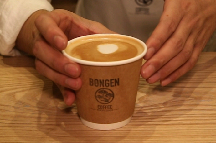 3軒目〈BONGEN COFFEE（ボンゲンコーヒー）〉