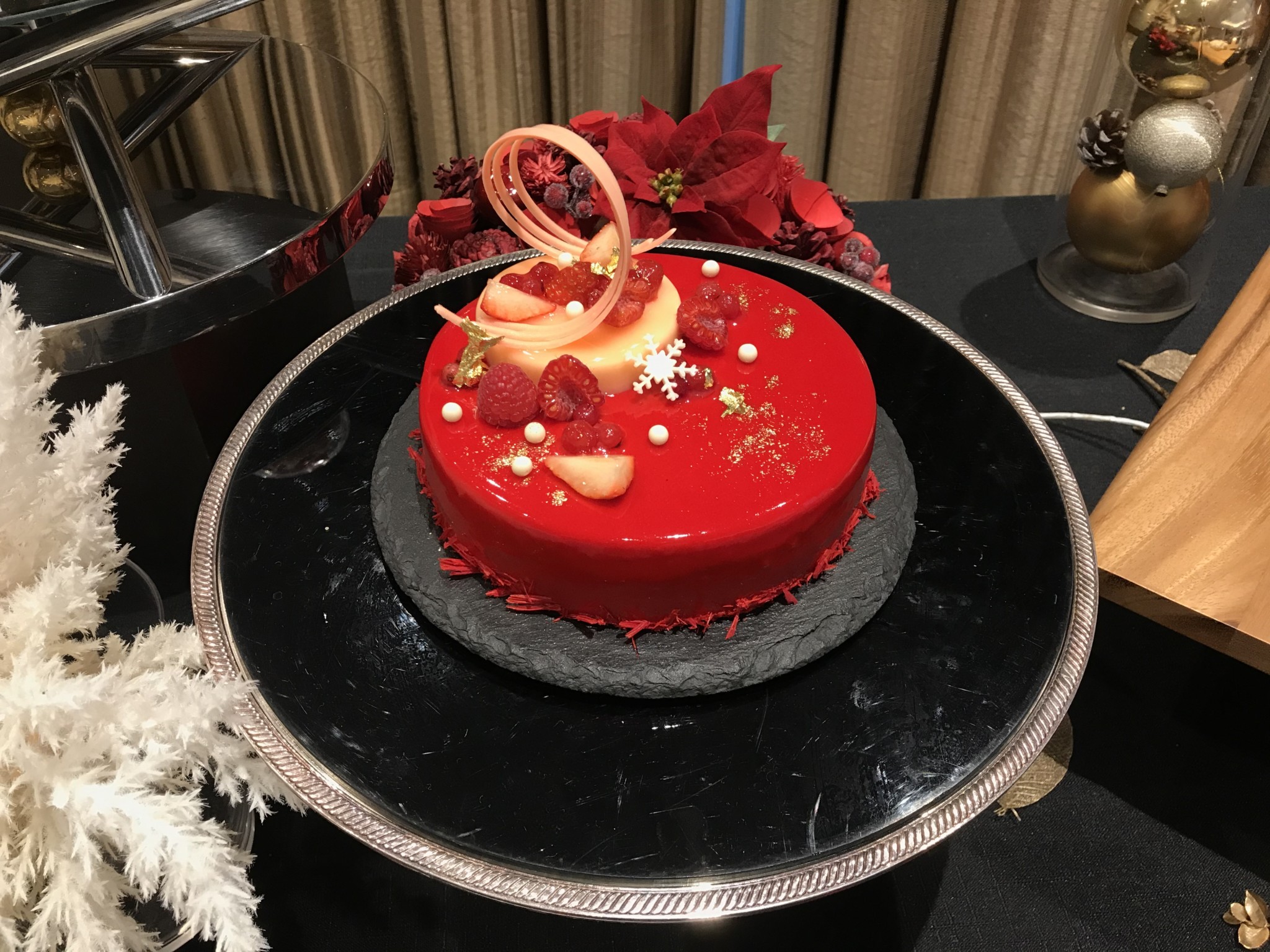 生まれ変わった ストリングスホテル東京インターコンチネンタル のケーキ テイクアウトに注目 おうちで過ごすホリデーシーズンにおすすめ Report Hanako Tokyo