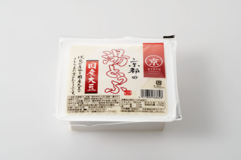 冷蔵庫の定番品 絹豆腐 の注目9品を徹底比較 トロトロ食感から食べ応えがあるものまで奥が深い Food Hanako Tokyo