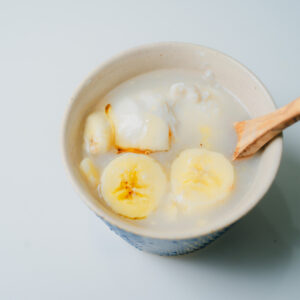 バナナアレンジの場合は、酸味のあるヨーグルトも加えると程よい甘味に仕上がります。