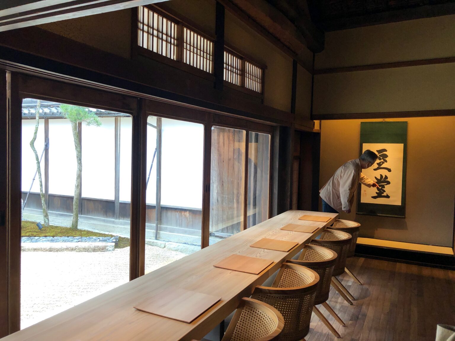 カフェの名前「小田垣豆堂」は杉本博司が命名。
