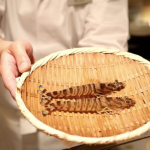 この日は熊本県産の車海老で食べ比べ。